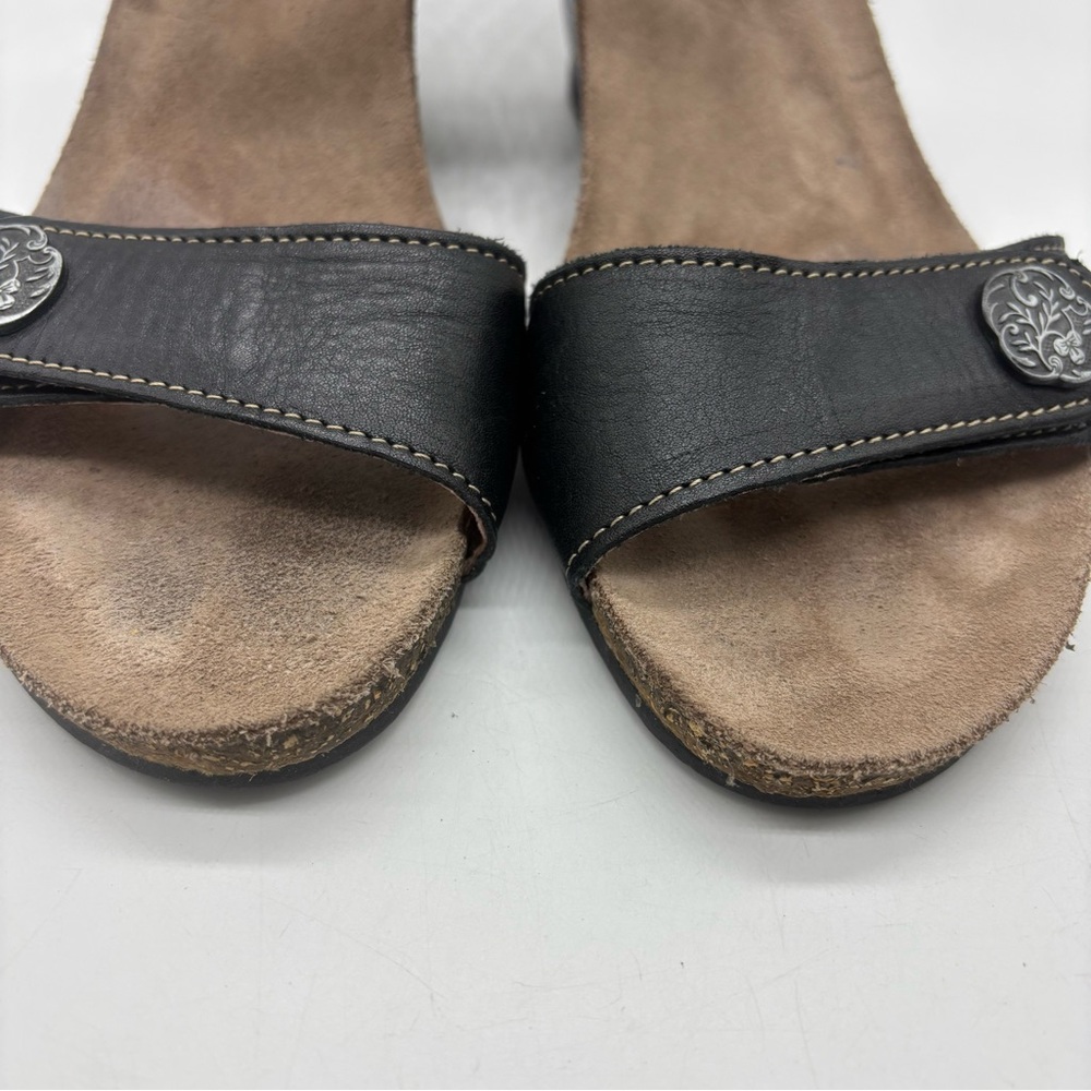 Taos Carousel Wedge Cork Sandal Black Silver Sz EU 37 US 6 Ankle Strap Comfort - Picture 2 of 9